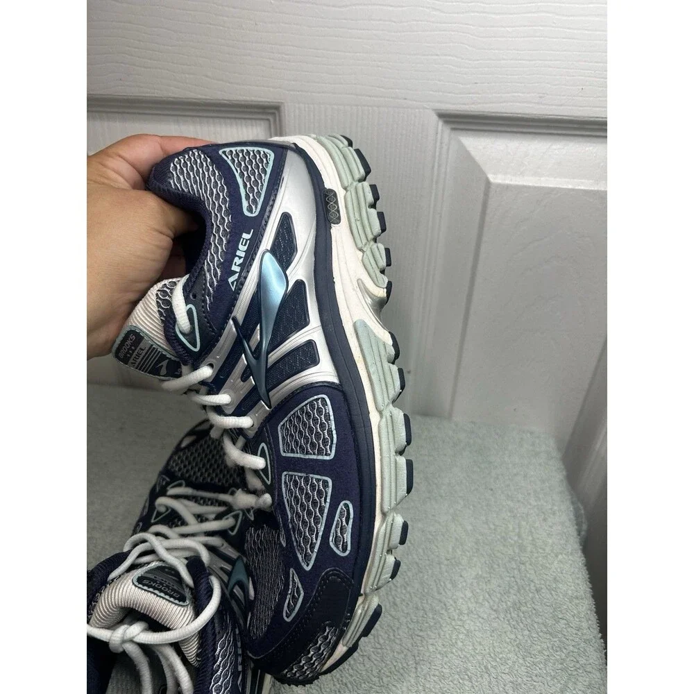 Brooks Ariel 14 Women’s Running Shoes Navy Blue Silver Size 10.5 B Medium